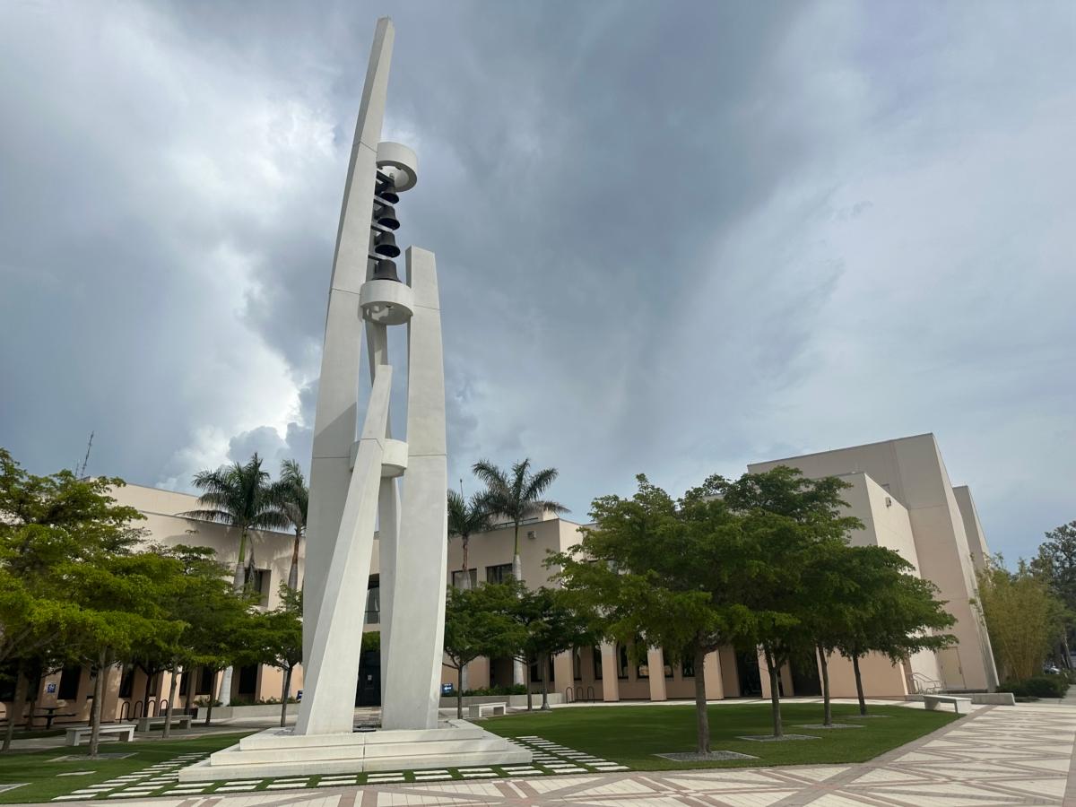 A bell tower on the campus of New College of Florida in Sarasota on Aug. 18, 2023. (The Epoch Times)