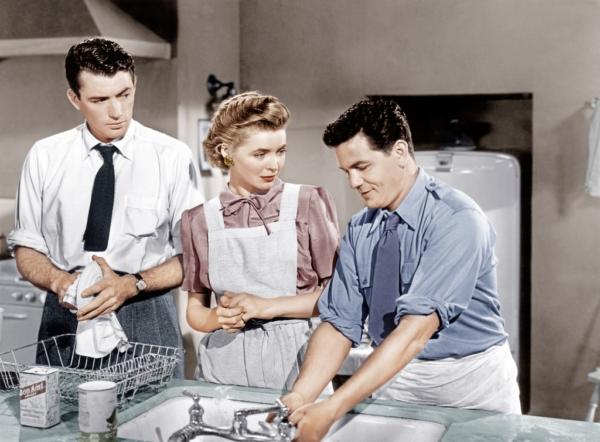(L–R) Philip Schuyler Green (Gregory Peck), Kathy Lacy (Dorothy McGuire), and Dave Goldman (John Garfield), in “Gentleman’s Agreement.” (20th Century Fox)