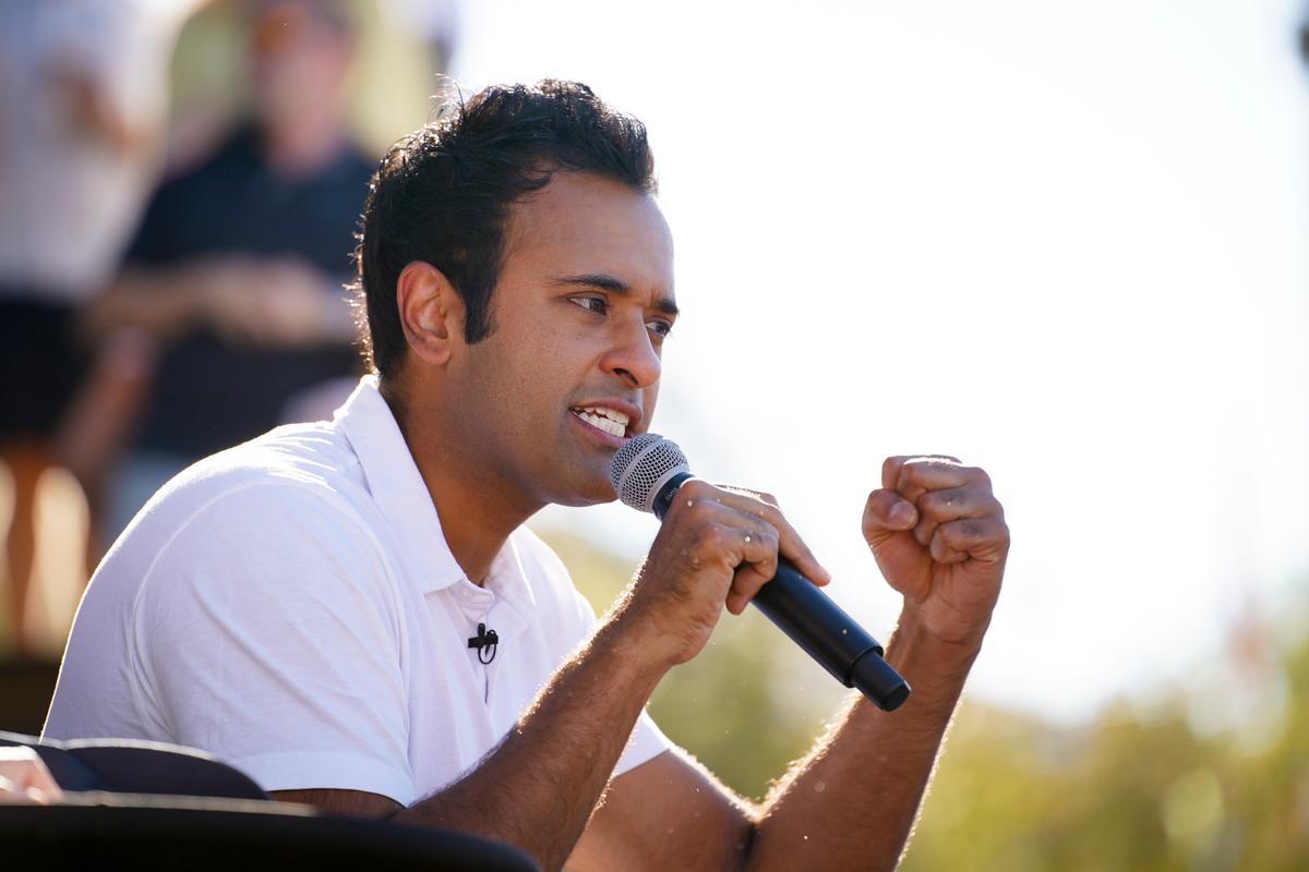 Vivek Ramaswamy Reveals ‘Declaration of Independence From China’