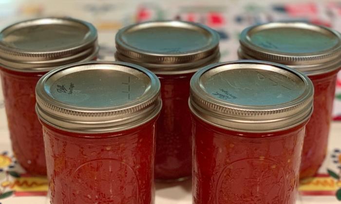 Home-Canned Crushed Tomatoes