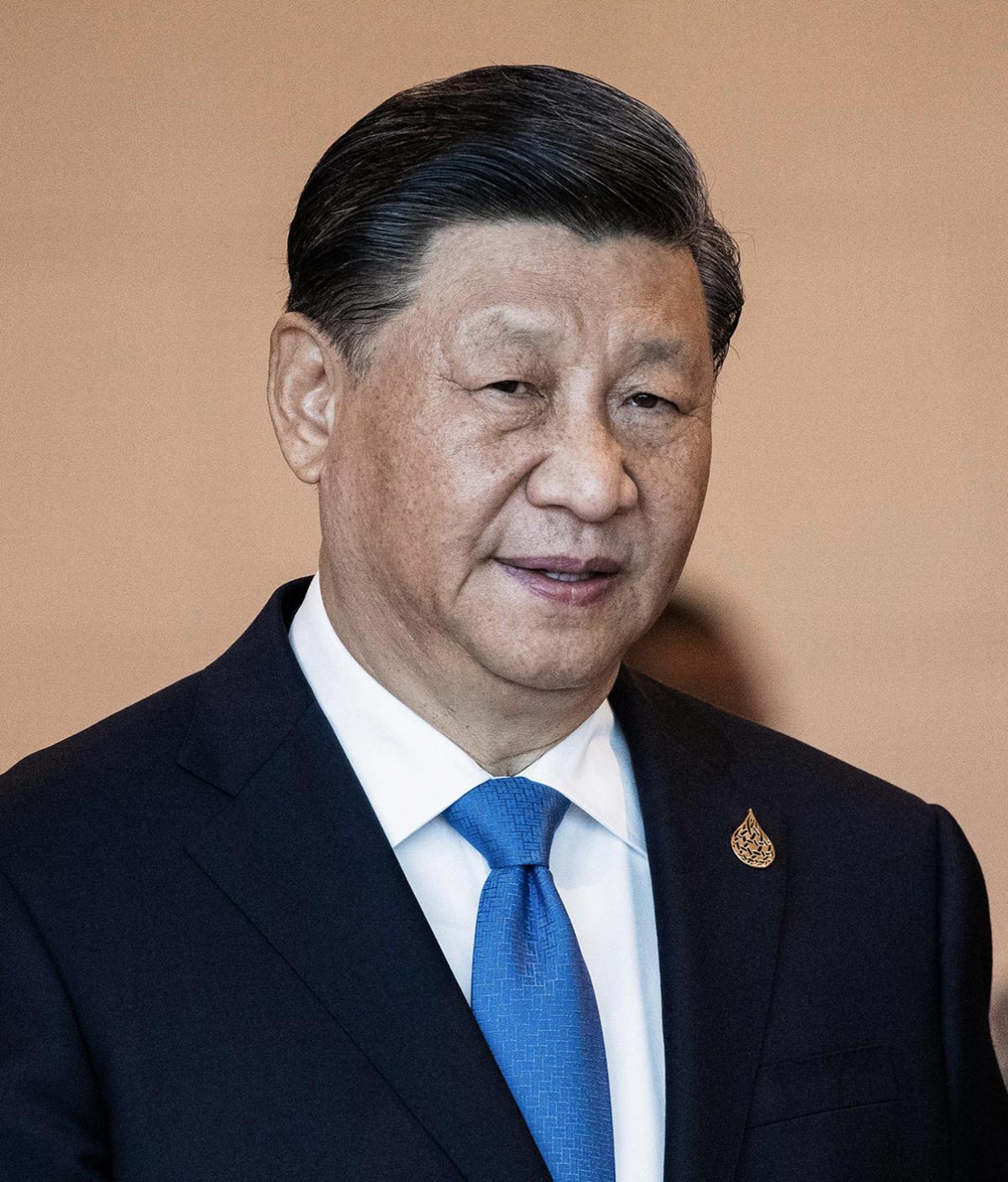 Chinese leader Xi Jinping enters the APEC Economic Leaders Sustainable Trade and Investment meeting in Bangkok on Nov. 19, 2022. (Lauren DeCicca/Getty Images)