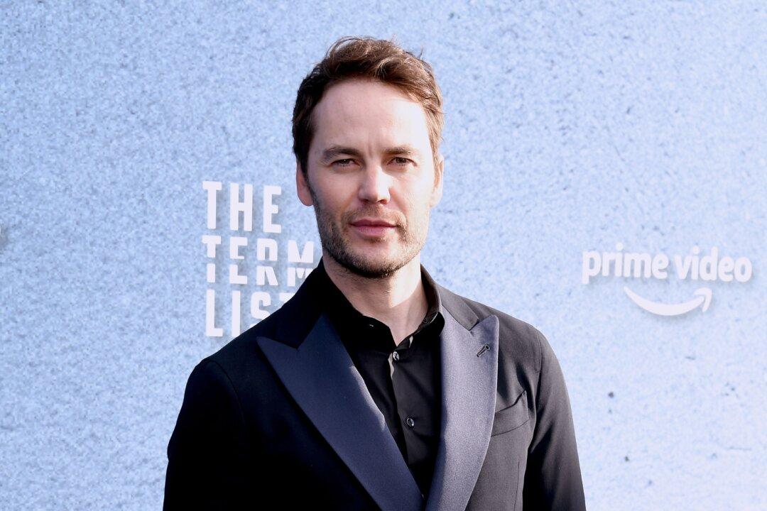 ‘Friday Night Lights’ Star Taylor Kitsch Leaves Hollywood to Help Veterans