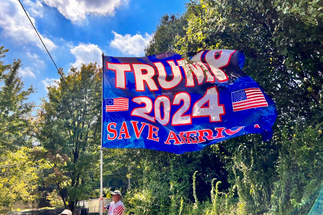 Australian Senator Pens Letter of Support to Donald Trump