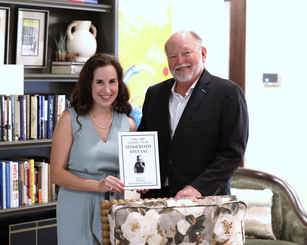 How One Woman Is Capturing the Stories of Average Americans Through Life Storybooks