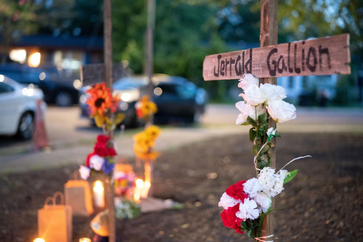  Candles burn at memorials for Jerrald Gallion, Angela Carr, and Anolt Joseph Laguerre Jr. near a Dollar General store in Jacksonville, Fla., where they were shot and killed the day before, on Aug. 27, 2023. (Sean Rayford/Getty Images)