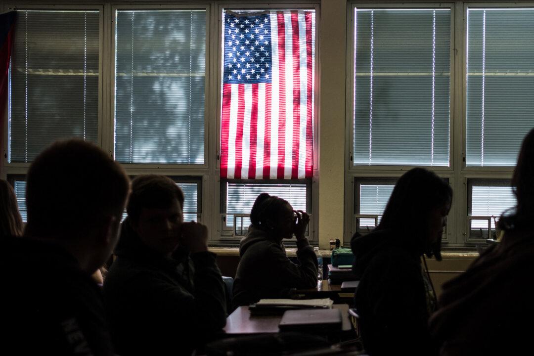 Thousands of US Educators Quit Amid Soaring Numbers of Illegal Immigrant and Special Needs Students