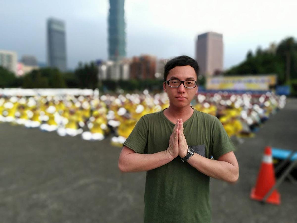 Hsu attends a celebration of World Falun Dafa Day in Taiwan in 2018. (Courtesy of Minghui.org)