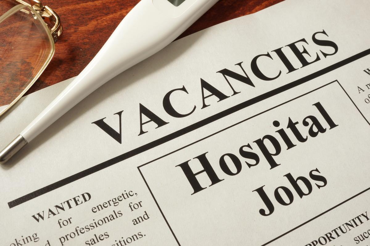 Maine Hospital Fired Nurses for Refusing COVID Shots—Now It’s Begging Them to Come Back