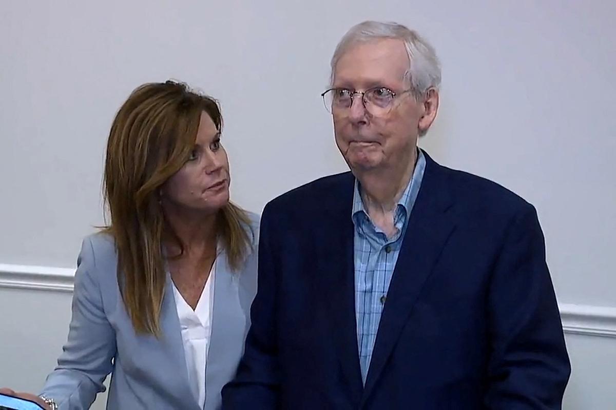 Sen. McConnell Freezes for the 2nd Time in 5 Weeks