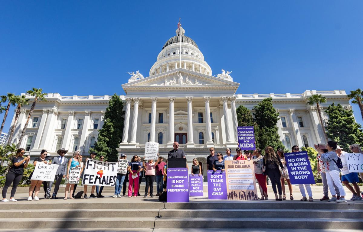 Protect Kids California, a nonprofit parent and family advocacy group, holds a rally at the California Capitol building in Sacramento, Calif., on Aug. 28, 2023. (John Fredricks/The Epoch Times)