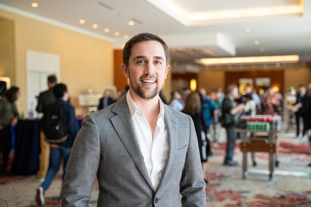 Conservatives Need to Recapture Institutions Subverted by Neo-Marxists: Author