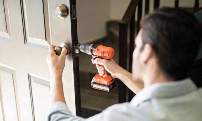 What Do I Need to Know When Hiring a Handyperson?
