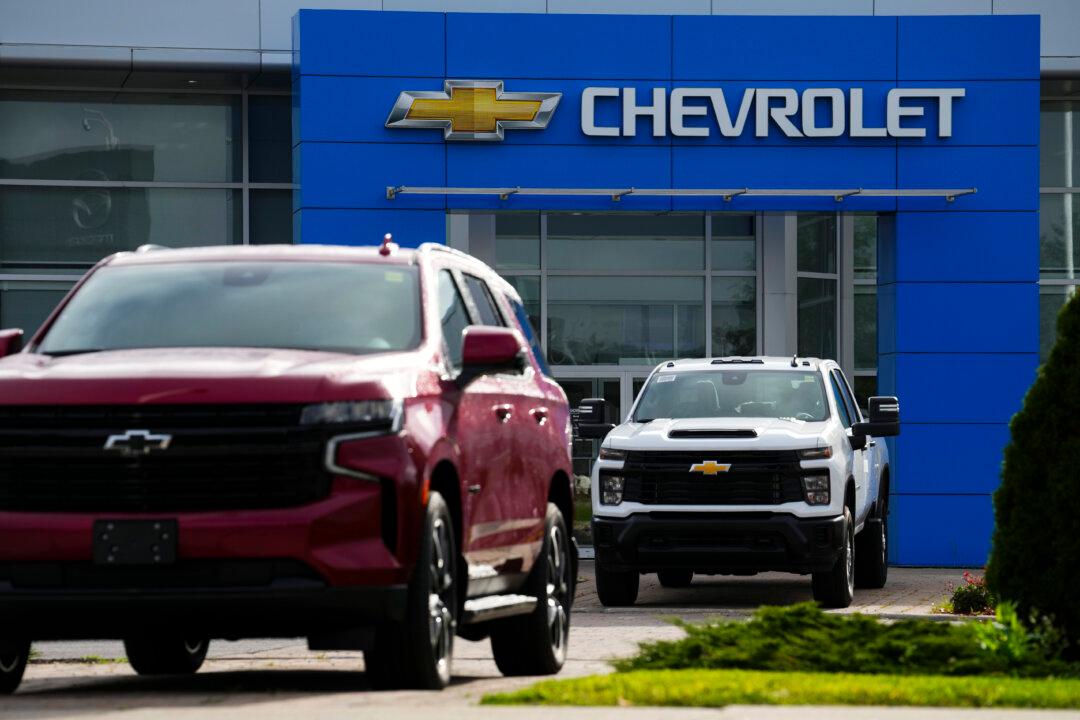 Statistics Canada Says Retail Sales Fell 0.4 Percent to $69.3B in February