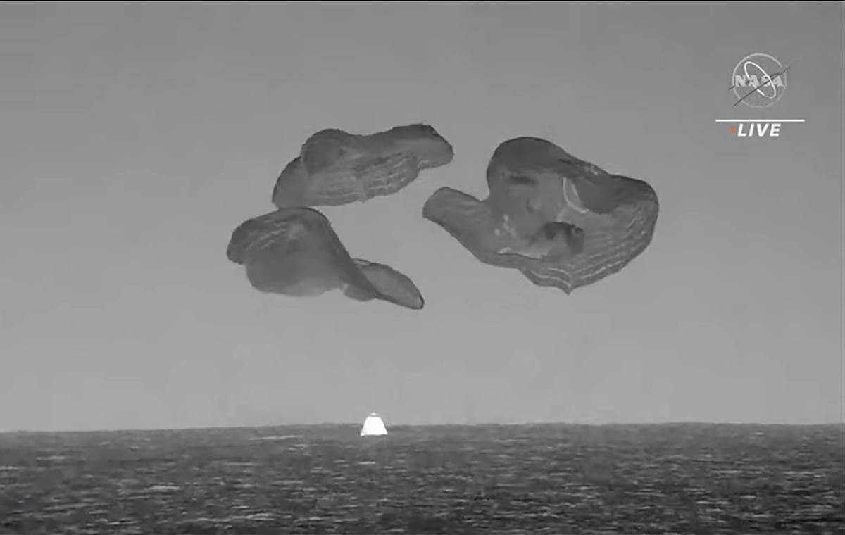 4 Astronauts Return to Earth in SpaceX Capsule to Wrap up 6-Month Station Mission