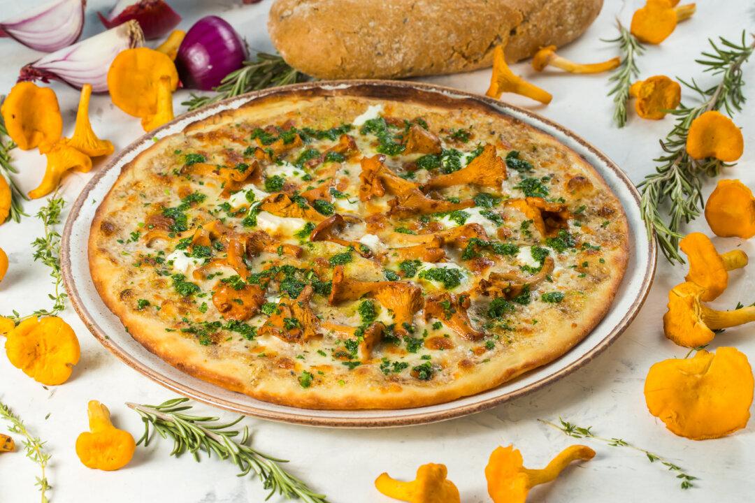 Pickled Chanterelles on Gruyère Pizza (Recipe)