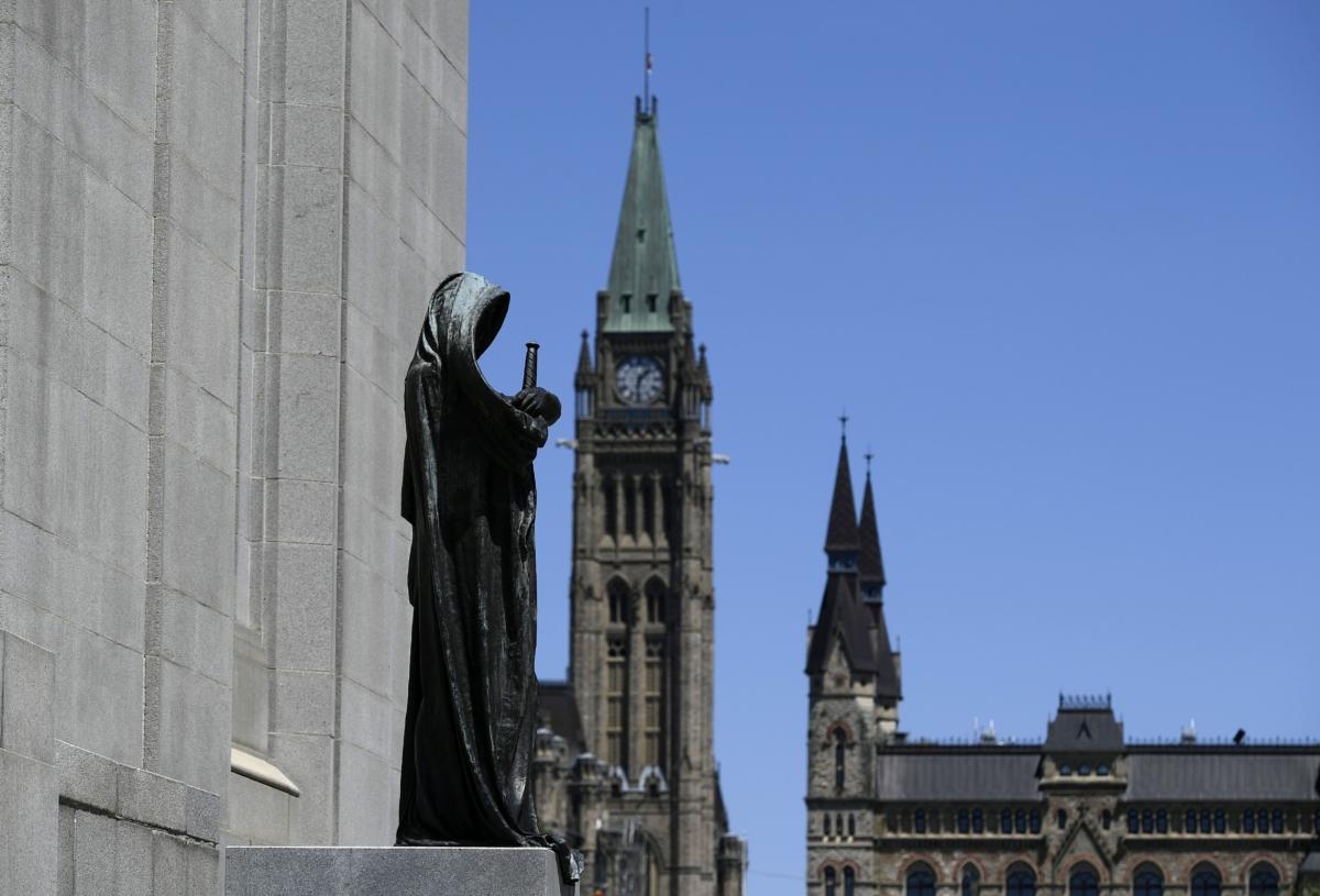 The justice statue at the Supreme Court of Canada on Parliament Hill in Ottawa in a file photo. (The Canadian Press/Justin Tang)