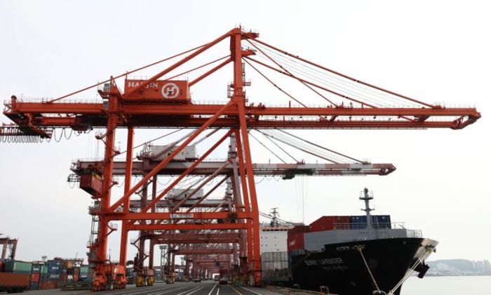 South Korean Cybersecurity Concerns Over Chinese-Made Cranes, Meteorological Gear