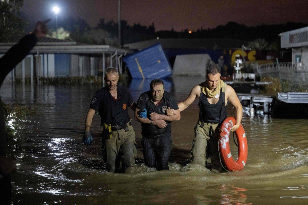 7 Dead as Historic Flooding Slams Turkey, Greece, Bulgaria