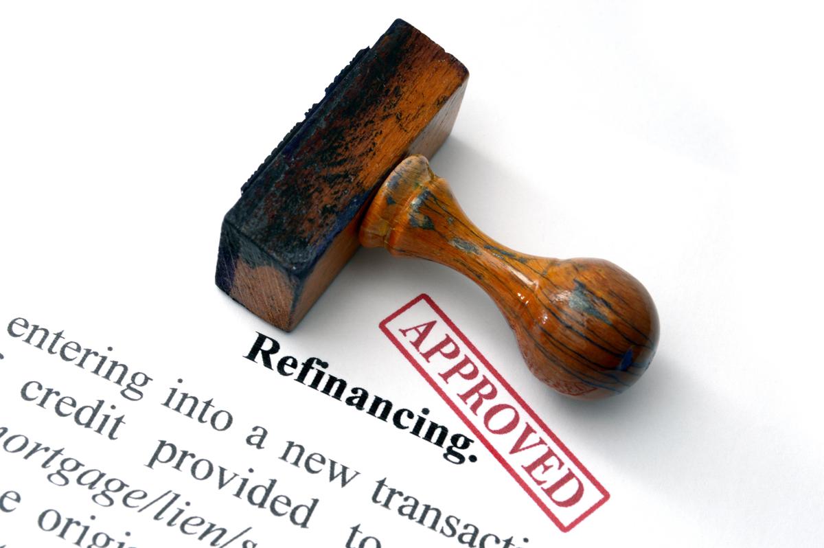 What Are the Pros and Cons of Refinancing Your Home?