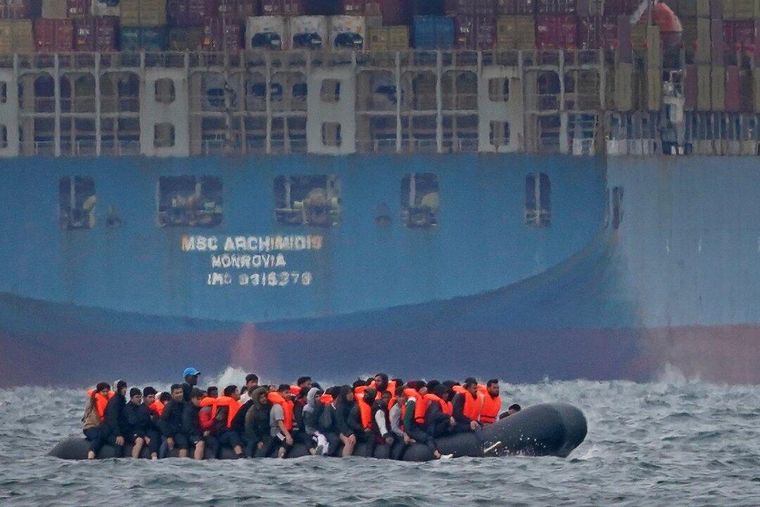 Revealed: Crooked Turkish Companies Cashing in on UK’s Migrant Crisis