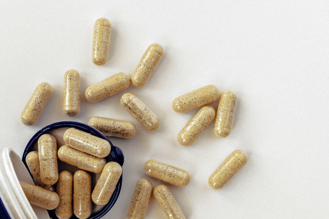 Is Ox Bile Safe for the Treatment of Gallstones?