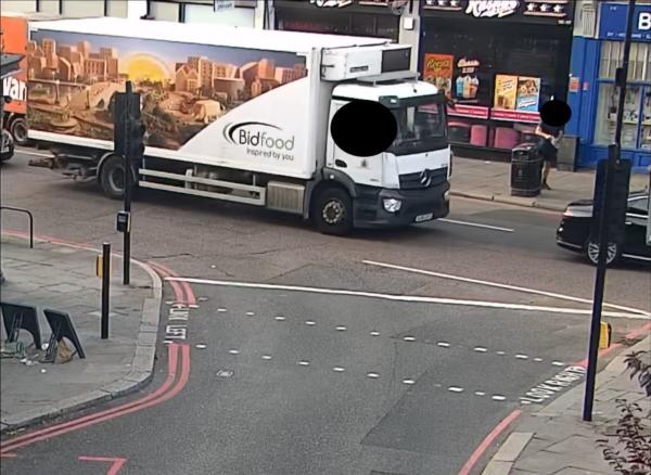 A CCTV image of the lorry which Daniel Khalife hid under to escape from Wandsworth prison in south London on Sep. 6, 2023. (Metropolitan Police)