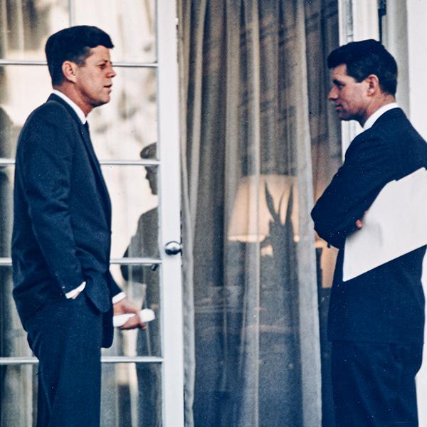 Robert F. Kennedy Jr. Wants His Party Back | USNN World News image-5488321