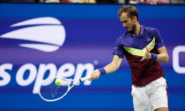Daniil Medvedev Ousts US Open Defending Champion Carlos Alcaraz to Reach the Final. Djokovic Awaits