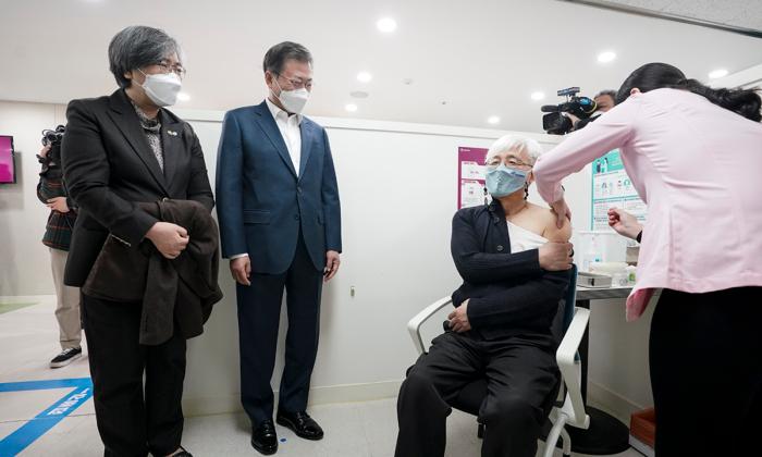 South Korea to Pay More to Families of People Who Died After COVID-19 Vaccination