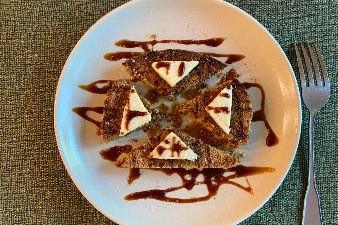 I’m Dreaming of Maine and Anadama Bread