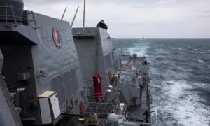 US Sends Fleet Destroyer Through Taiwan Strait, China Sends Warning