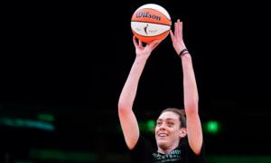 Breanna Stewart Edges A'ja Wilson for AP WNBA Player of the Year Honors by 1 Vote