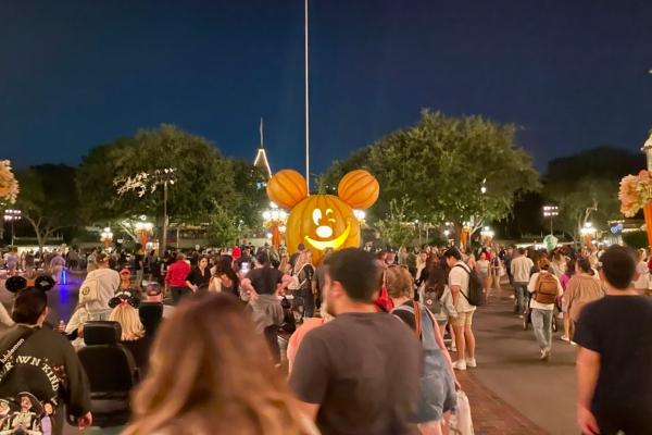 Visitors at Disneyland Resort in Anaheim, Calif., on Sept. 1, 2023. (Carol Cassis/The Epoch Times)