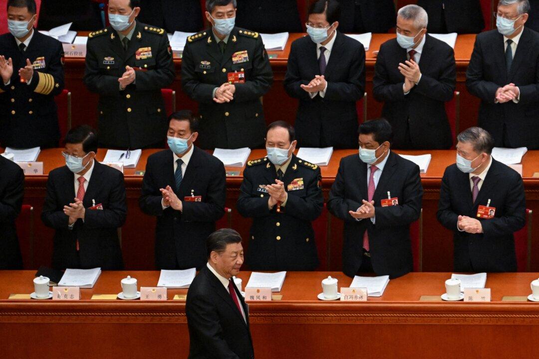 What If Xi Jinping Survives the Present Challenges in China?