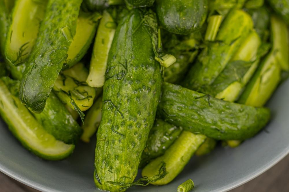 There's a trick to making fermented pickles both probiotic-rich and wonderfully crisp. (Emvat Mosakovskis/Shutterstock)