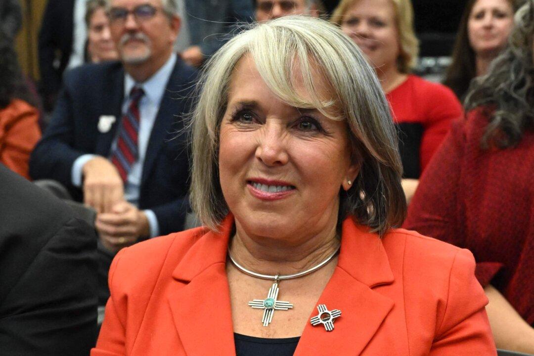 New Mexico Governor Pushing Gun Control to Fight Crime