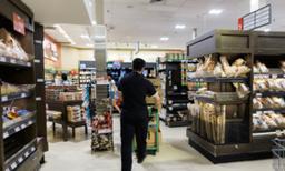 Critics, Opposition React to Ottawa's Threat of Additional Taxes on Big Grocers