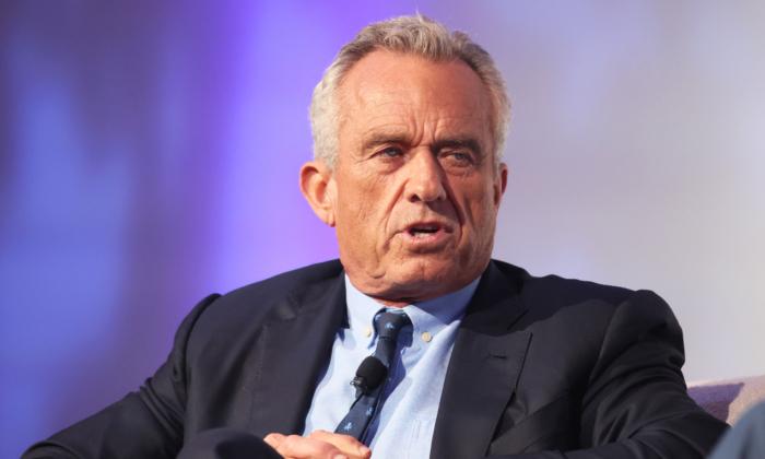 RFK Jr. Combats 'Censorship' and 'Misinformation' With Alternative Campaign Strategy