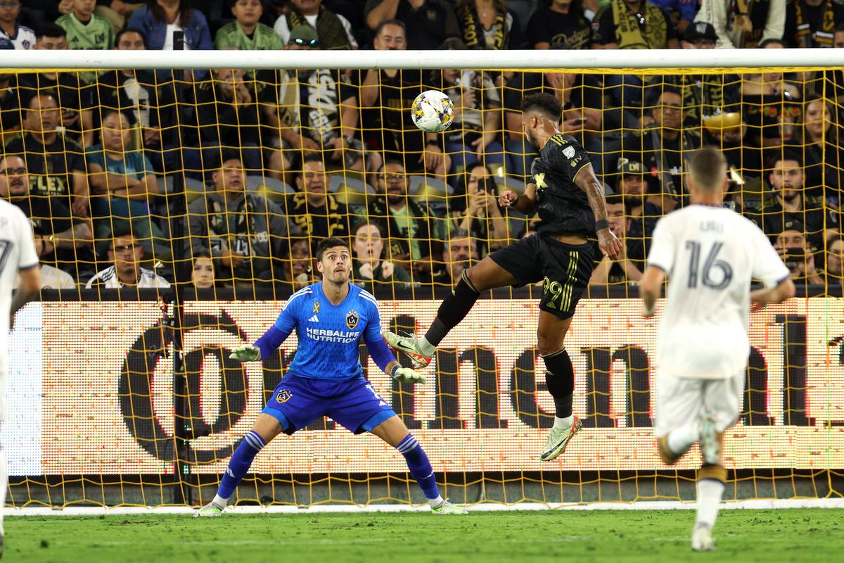 Denis Bouanga, LAFC Double up Galaxy in El Traffico 4–2