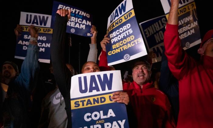 Understanding How the UAW Strike Could Affect the US Economy