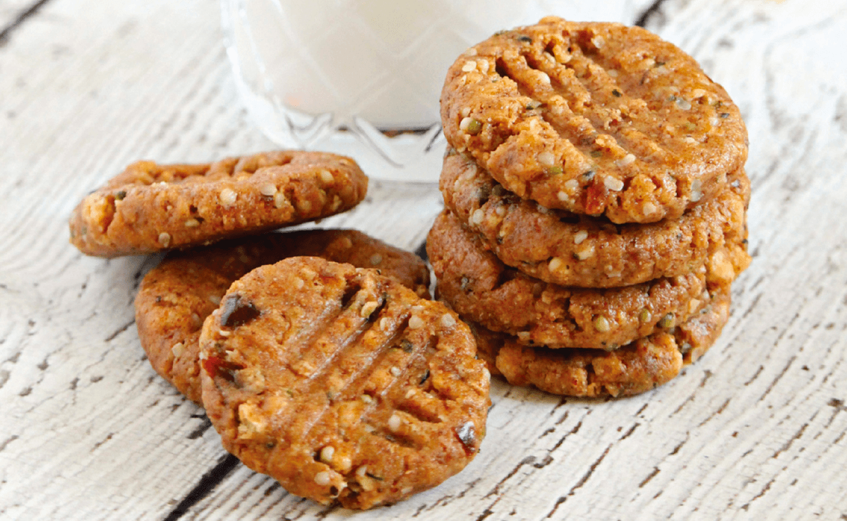 Peanut Butter and Date Hemp Seed Cookies (Recipe)