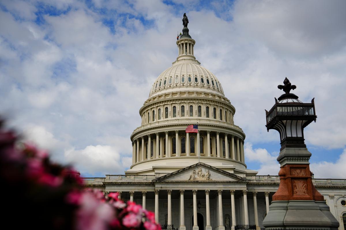 House Passes 45-Day Stopgap Funding Bill, Sending Measure to Senate Hours Before Shutdown Deadline