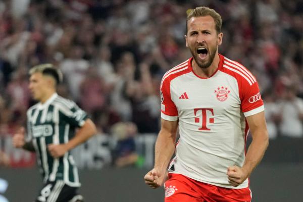  Bayern's Harry Kane celebrates after scoring his side's third goal from a penalty kick during the Champions League group A soccer match between Bayern Munich and Manchester United at the Allianz Arena stadium in Munich, Germany, on Sept. 20, 2023. (Matthias Schrader/AP Photo)