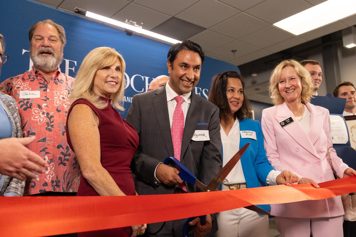 Ribbon-Cutting Celebrates The Epoch Times SoCal Office’s Grand Opening