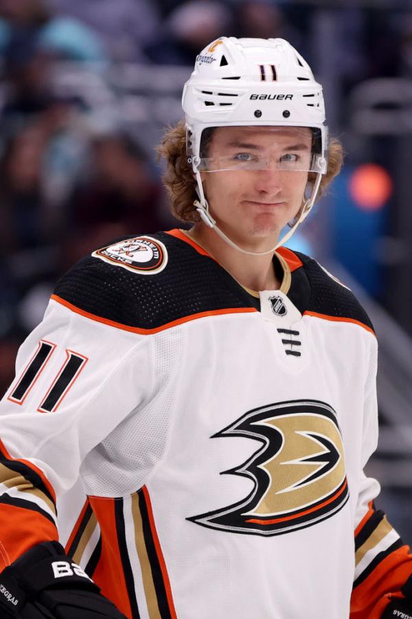  Trevor Zegras (11) of the Anaheim Ducks looks on during the second period against the Seattle Kraken at Climate Pledge Arena in Seattle, Wash., on March 7, 2023. (Steph Chambers/Getty Images)