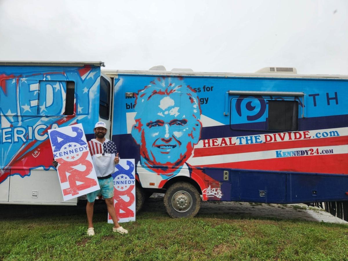 Kyle Kemper is traveling around the country with his wife and two children in a bus supporting Robert F. Kennedy Jr.'s campaign. (Jeff Louderback/The Epoch Times)