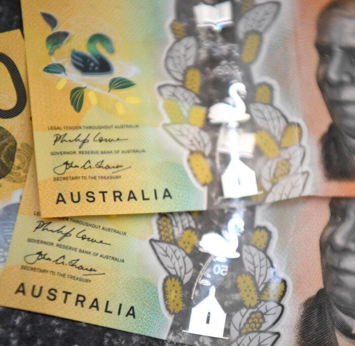 Treasurer Says Australian Economic Conditions ‘Soft’ Amid Recession Fears