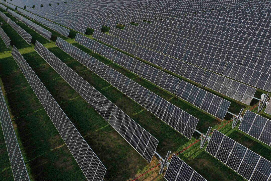 Michigan Localities Fight to Keep Zoning Control Over Large Wind and Solar Developments