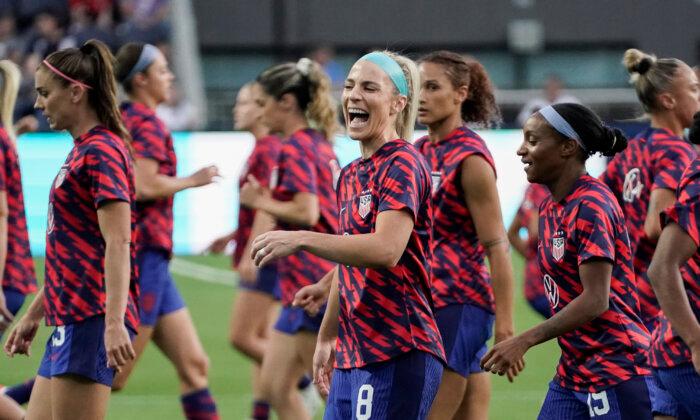 Julie Ertz Says Goodbye to the US National Team During a 3–0 Win Over South Africa