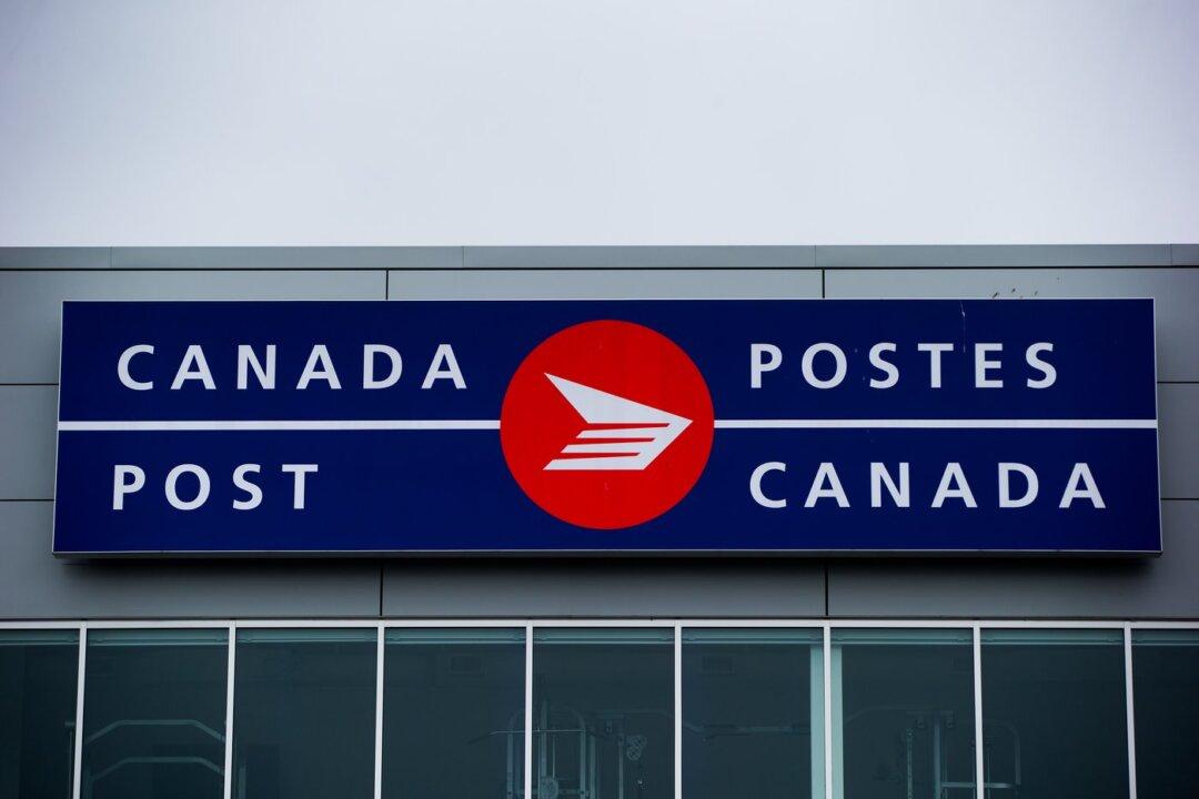 Canada Post’s Suspension of Unvaccinated Remote Workers During Pandemic Was ‘Unreasonable,’ Arbitrator Rules